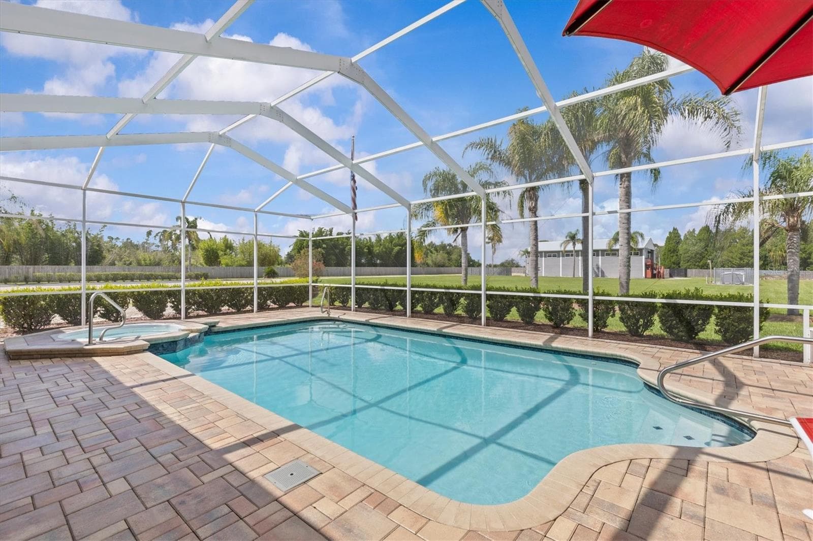Solar Heated Pool & Spa - 195 SPRING LAKE HWY, BROOKSVILLE