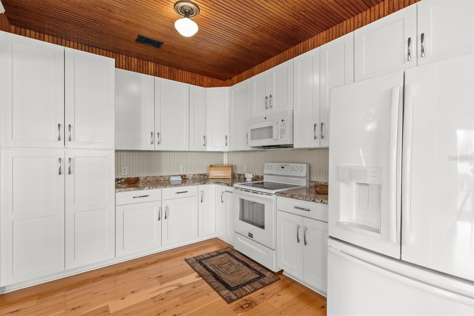Wood Ceiling - 195 SPRING LAKE HWY, BROOKSVILLE