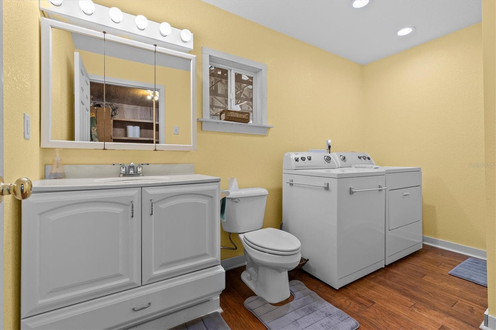 Studio - 1/2 Bathroom - 195 SPRING LAKE HWY, BROOKSVILLE