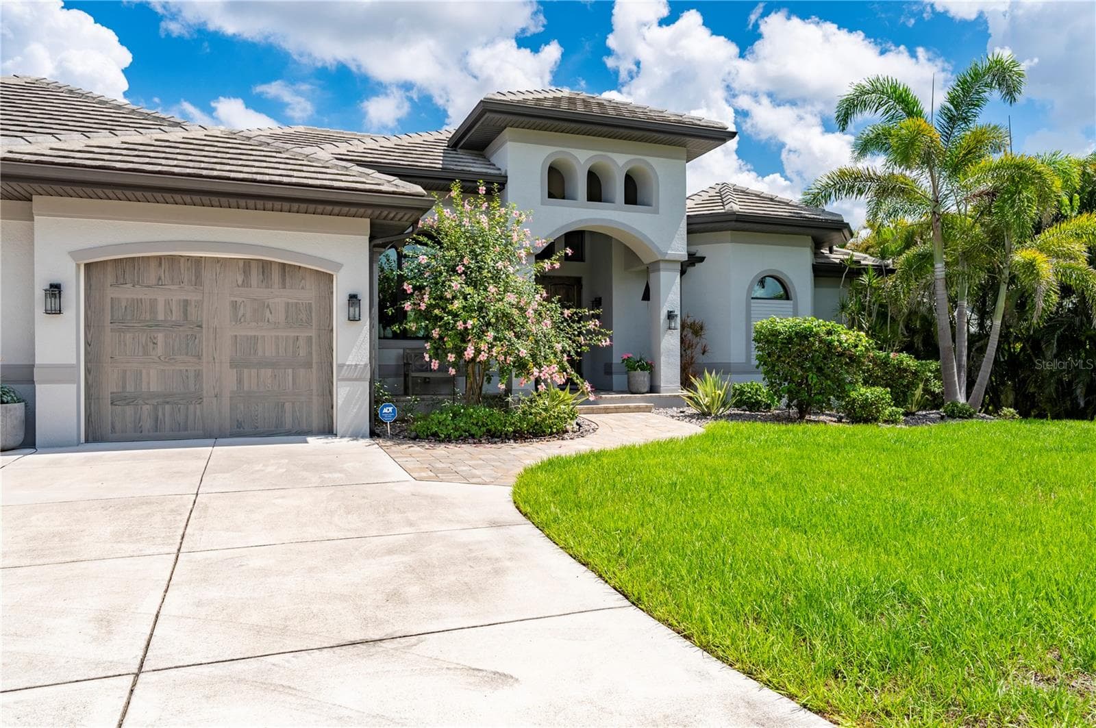 Single Family Residence at 25462 SHORE DR, PUNTA GORDA, photo 4 of 82