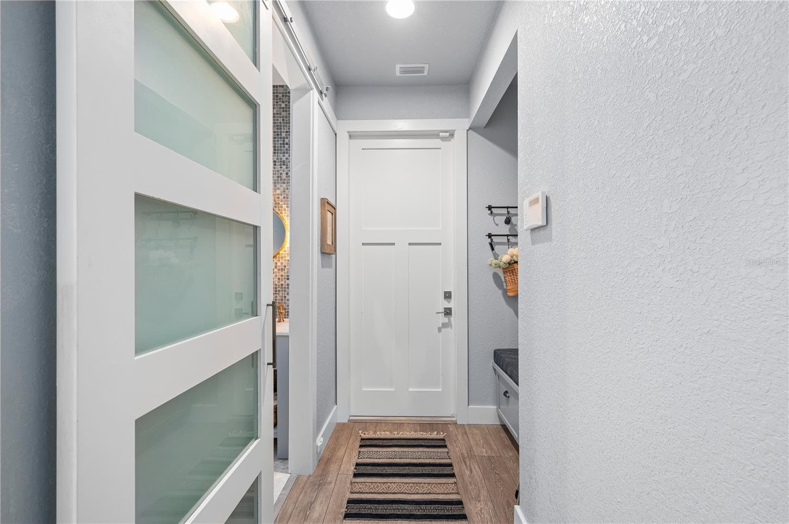 Mud Room - 25462 SHORE DR, PUNTA GORDA