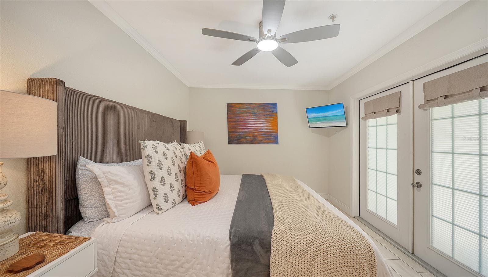 Duplex at 662 CALLE DEL OTONO, SARASOTA, photo 24 of 100