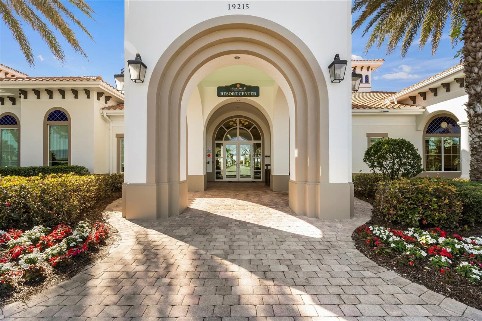 Resort center entrance - 18831 LANUVIO ST, VENICE