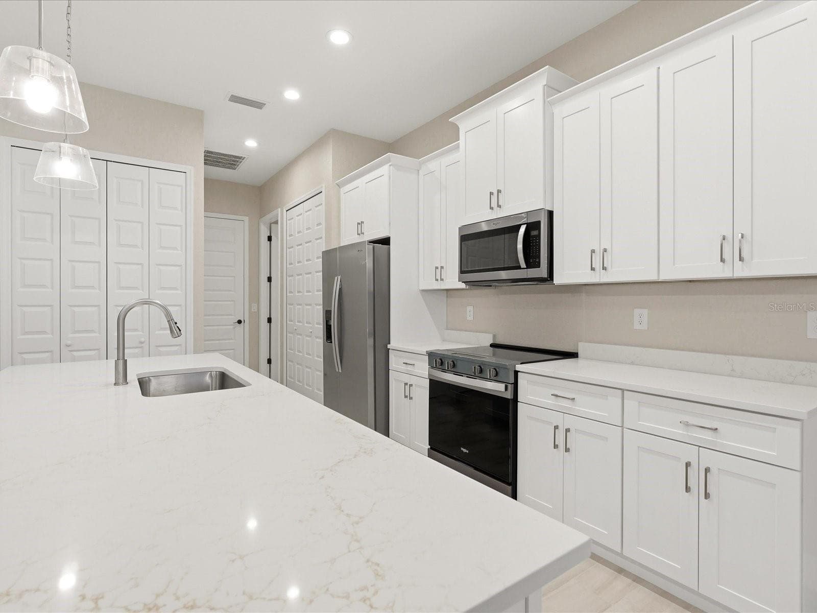 Single Family Residence at 51 LONG MEADOW PL, ROTONDA WEST, photo 15 of 51