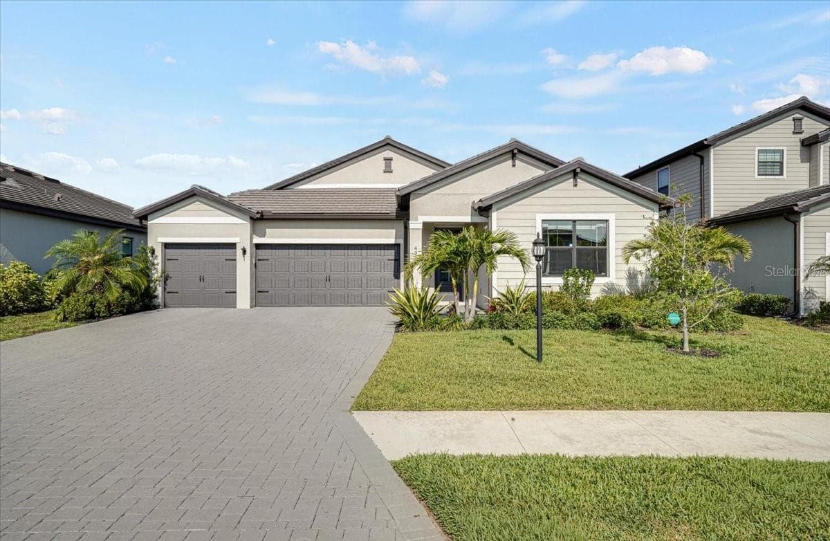 Single Family Residence at 4970 OYSTER PEARL ST, LAKEWOOD RANCH, photo 89 of 104