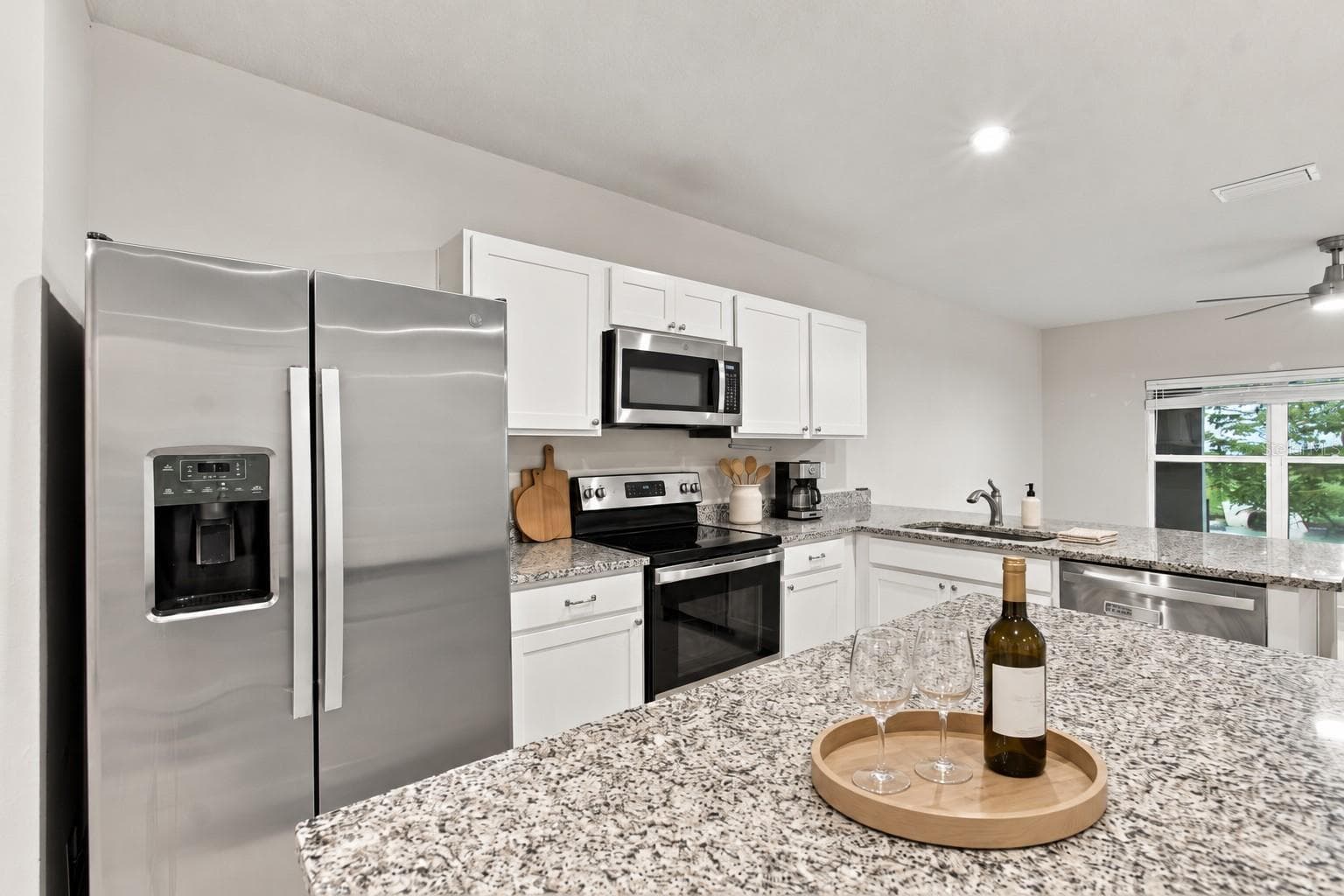 Townhouse at 12309 GRIZZLY LN, NEW PORT RICHEY, photo 4 of 14