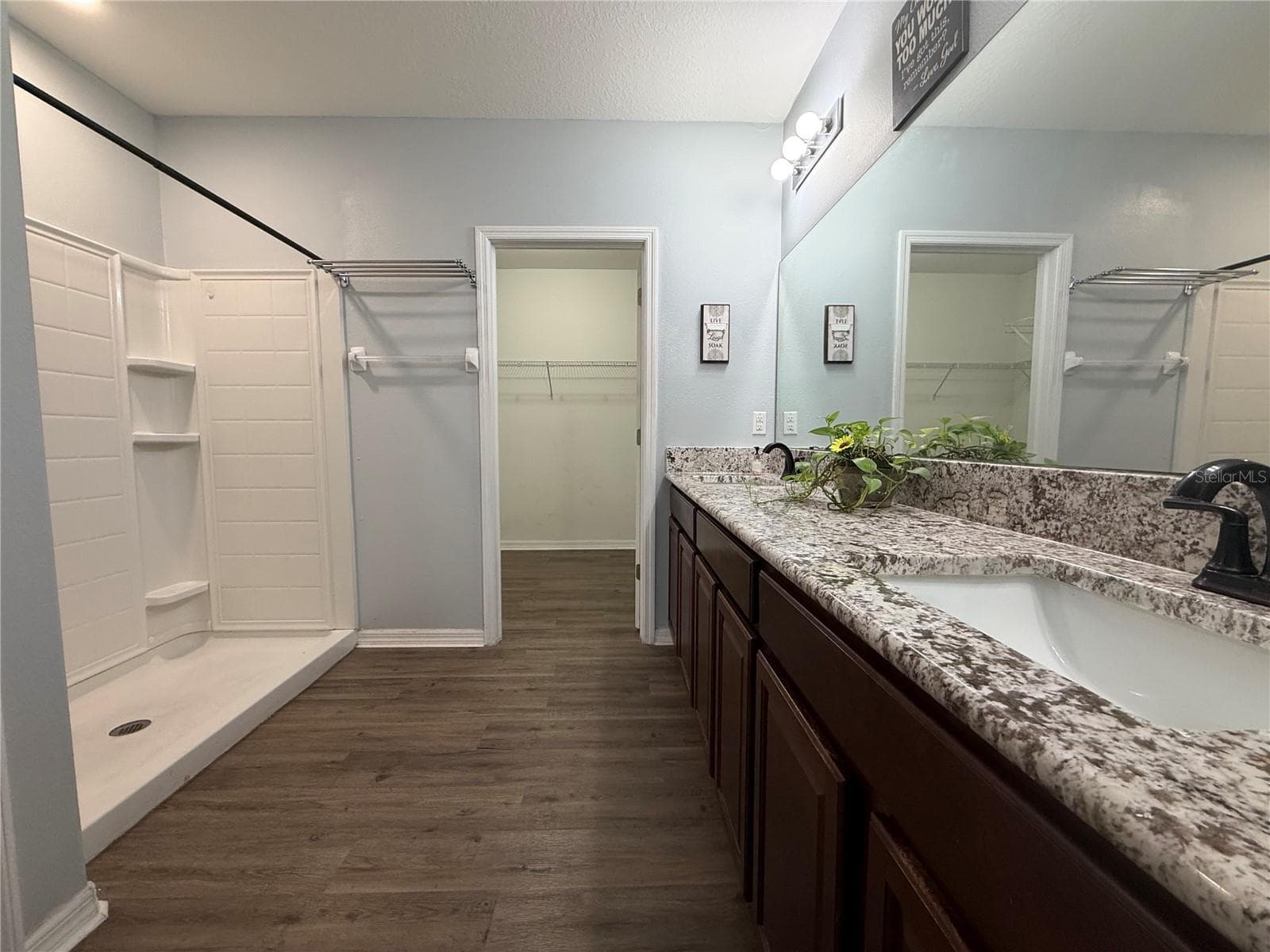 Single Family Residence at 3908 KEARSNEY ABBEY CIR, DOVER, photo 77 of 80