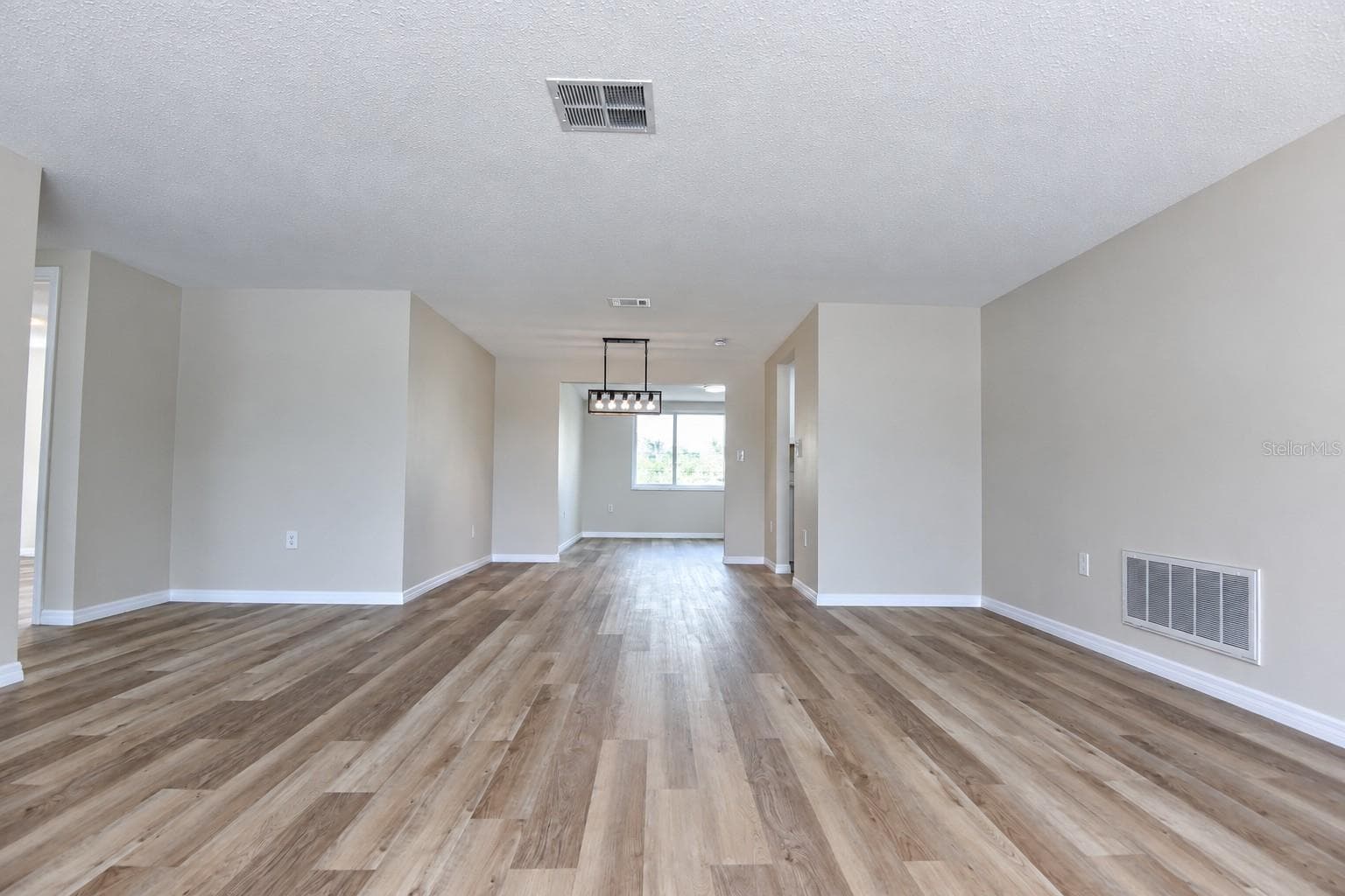 Single Family Residence at 7421 SANDALWOOD DR, PORT RICHEY, photo 5 of 32