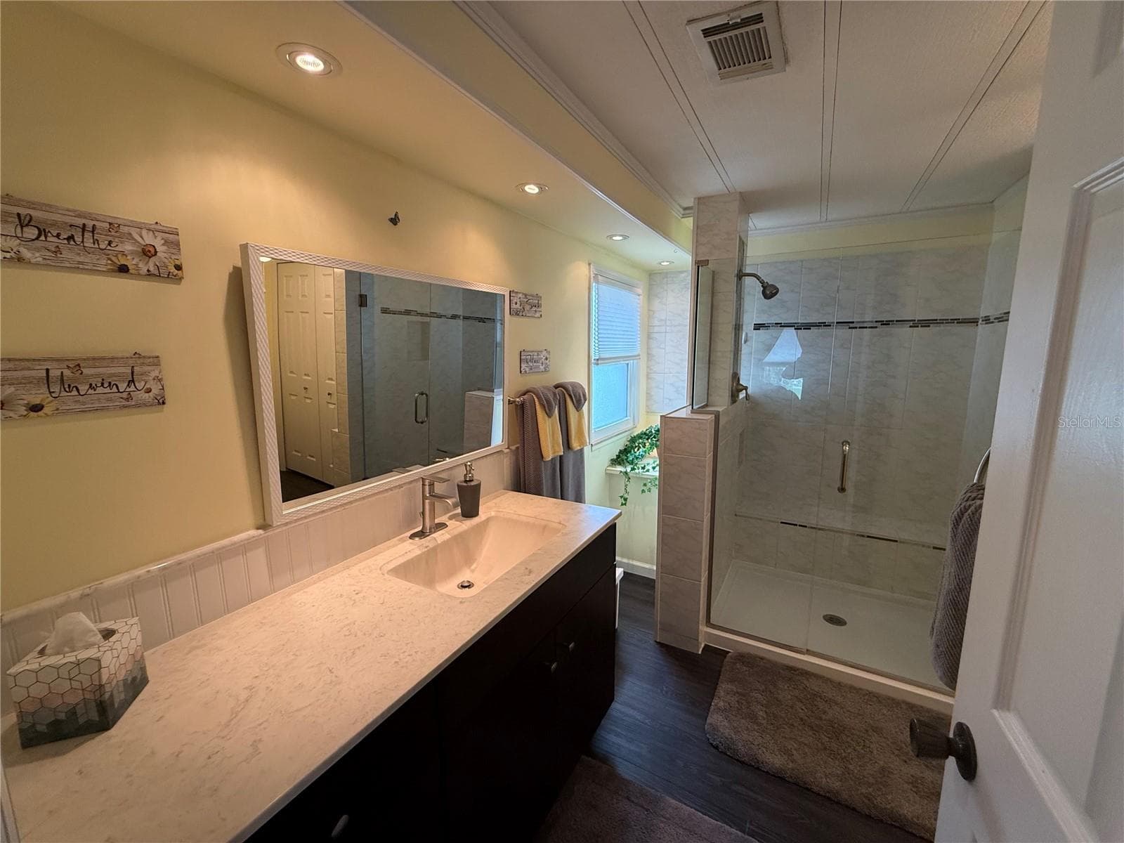 Manufactured Home at 12501 ULMERTON RD #181, LARGO, photo 4 of 58