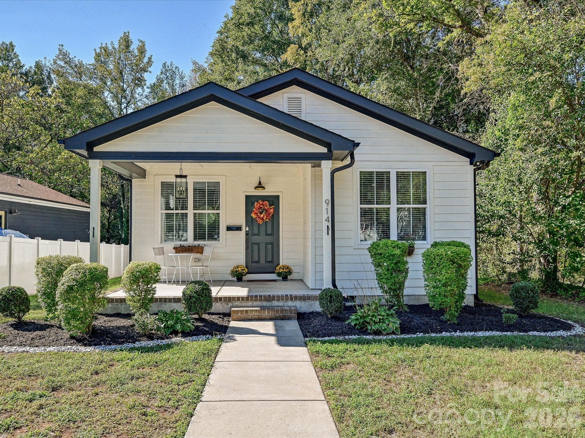 914 Flint Street Extension