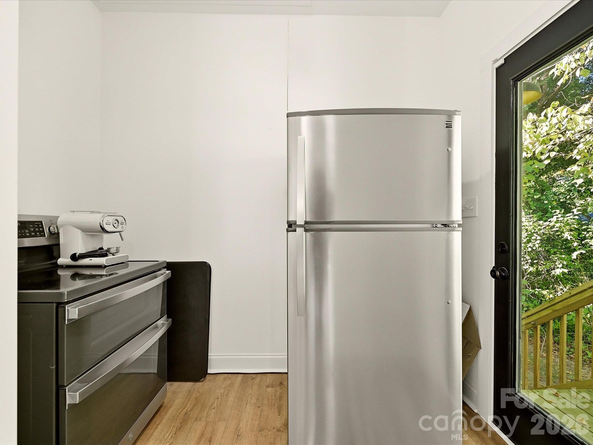 Drop zone or mud room and side entry - 914 Flint Street Extension, Rock Hill