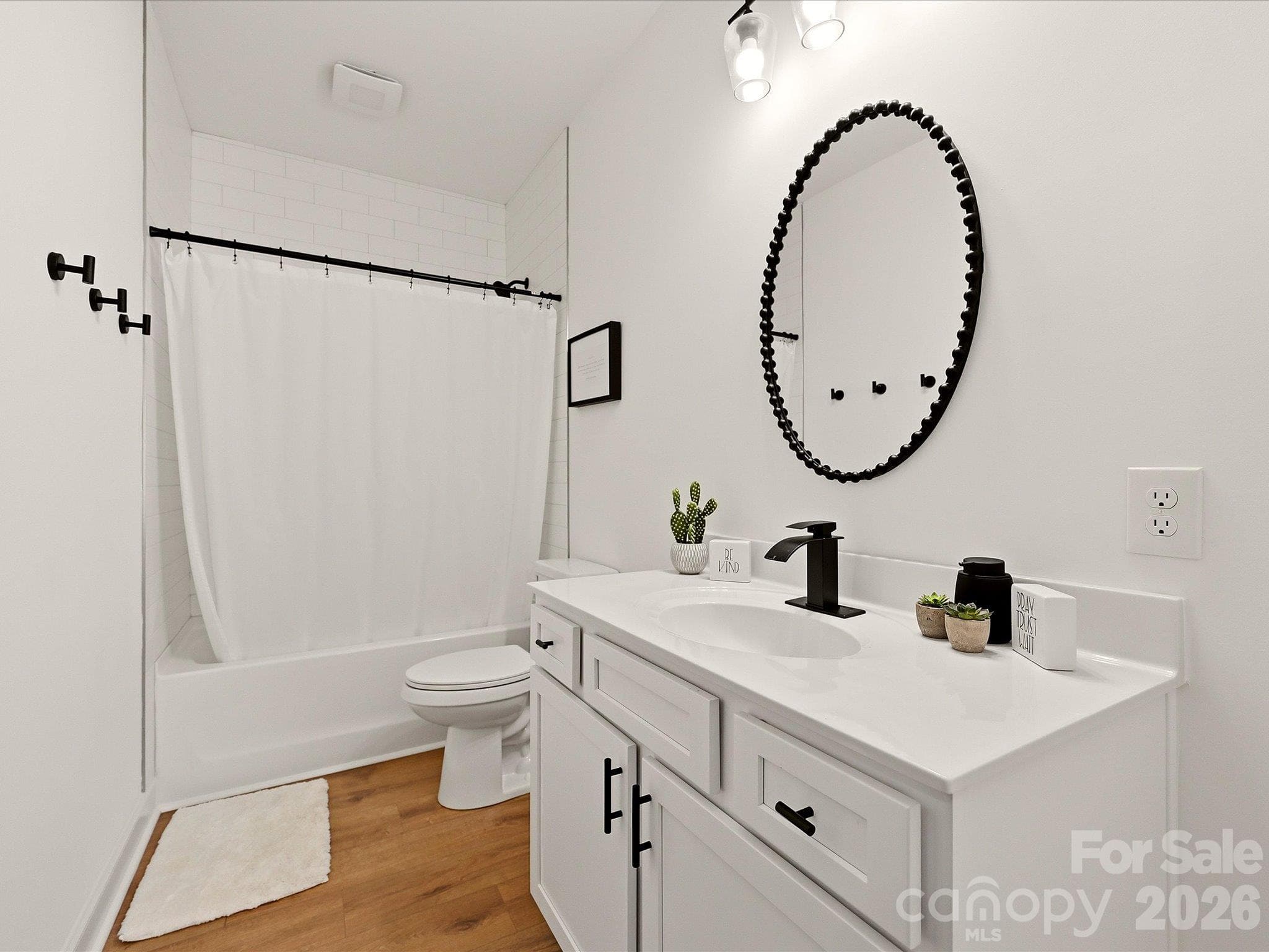 Guest bathroom - 914 Flint Street Extension, Rock Hill