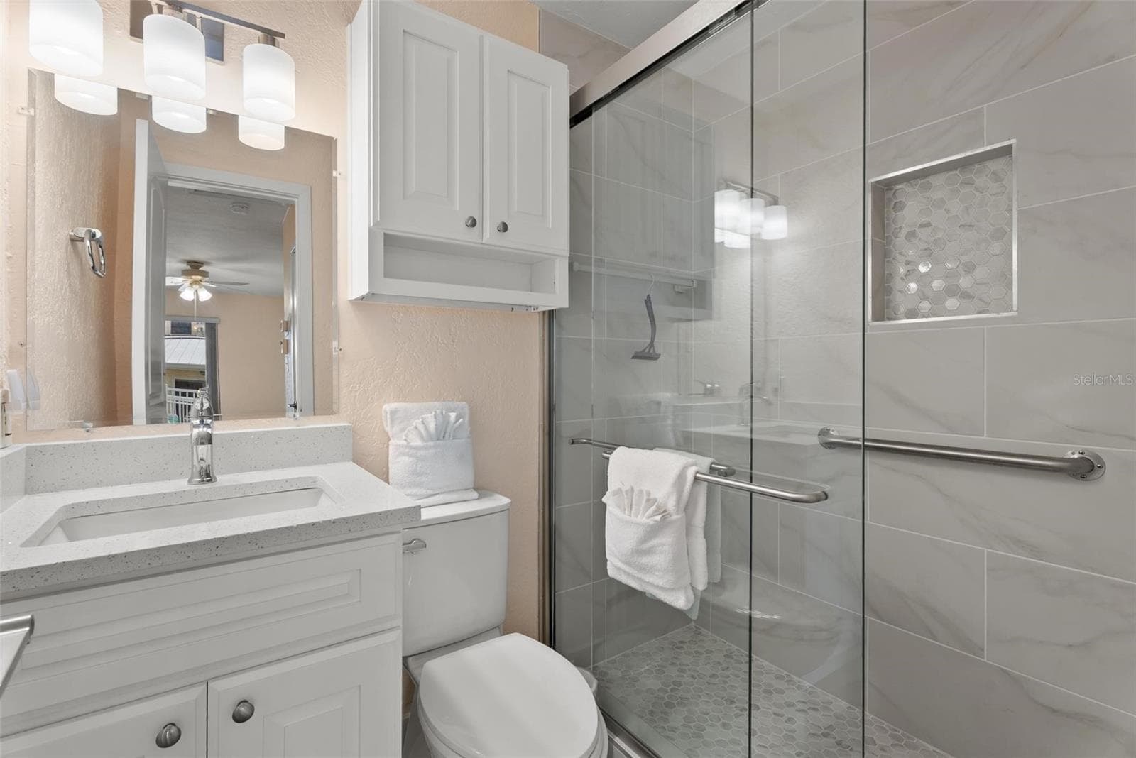 Condominium at 5830 MIDNIGHT PASS RD #8, SARASOTA, photo 18 of 33