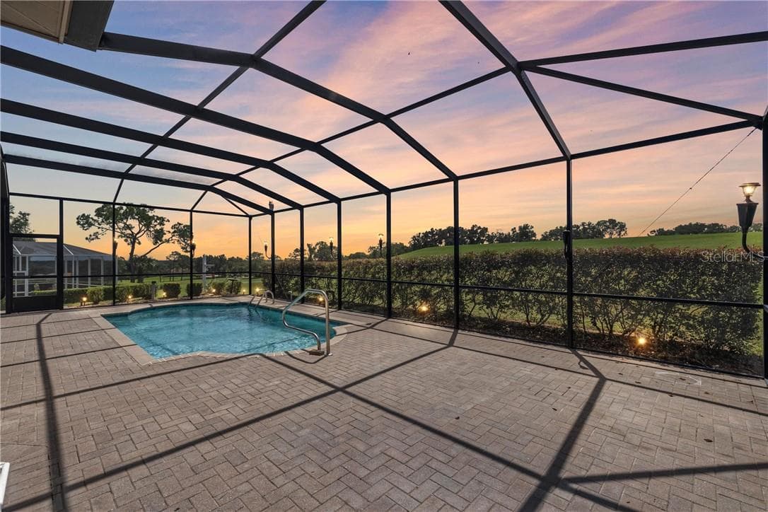 Single Family Residence at 512 W Doerr PATH, HERNANDO FL 34442, Hernando, photo 5 of 95