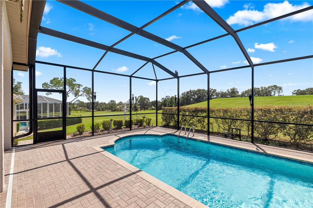 Single Family Residence at 512 W Doerr PATH, HERNANDO FL 34442, Hernando, photo 13 of 95