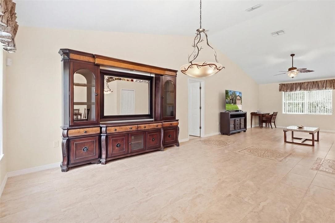 Single Family Residence at 6 Dianthus CT, HOMOSASSA FL 34446, Homosassa, photo 7 of 48