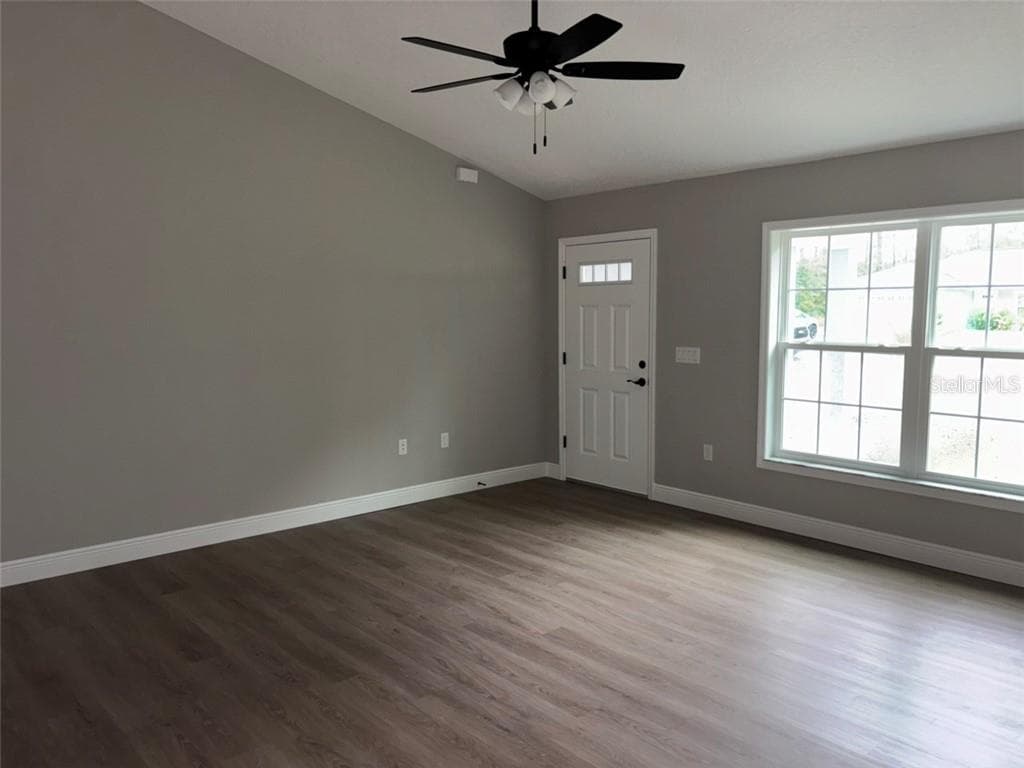 Single Family Residence at 830 W Hemlock DR, DUNNELLON FL 34434, Dunnellon, photo 9 of 28