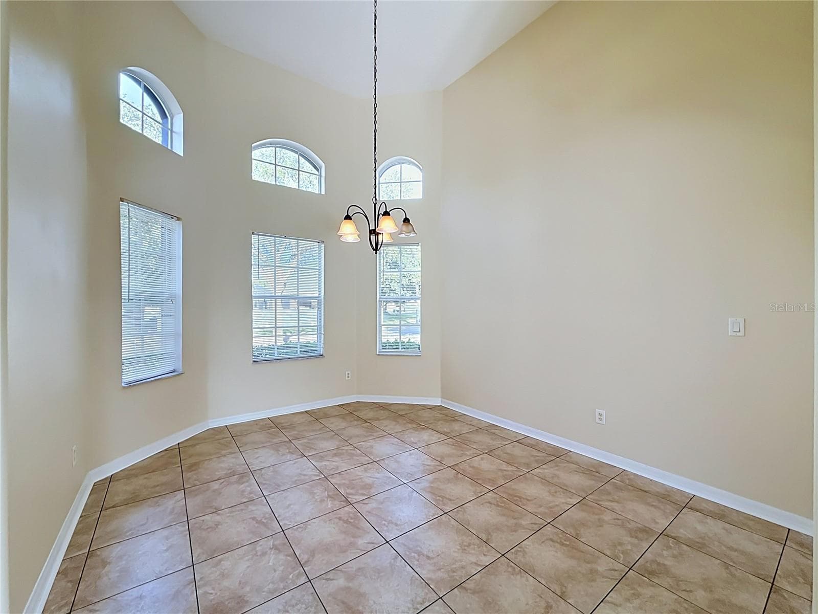 Single Family Residence at 36310 CAVALIER, GRAND ISLAND, photo 7 of 63
