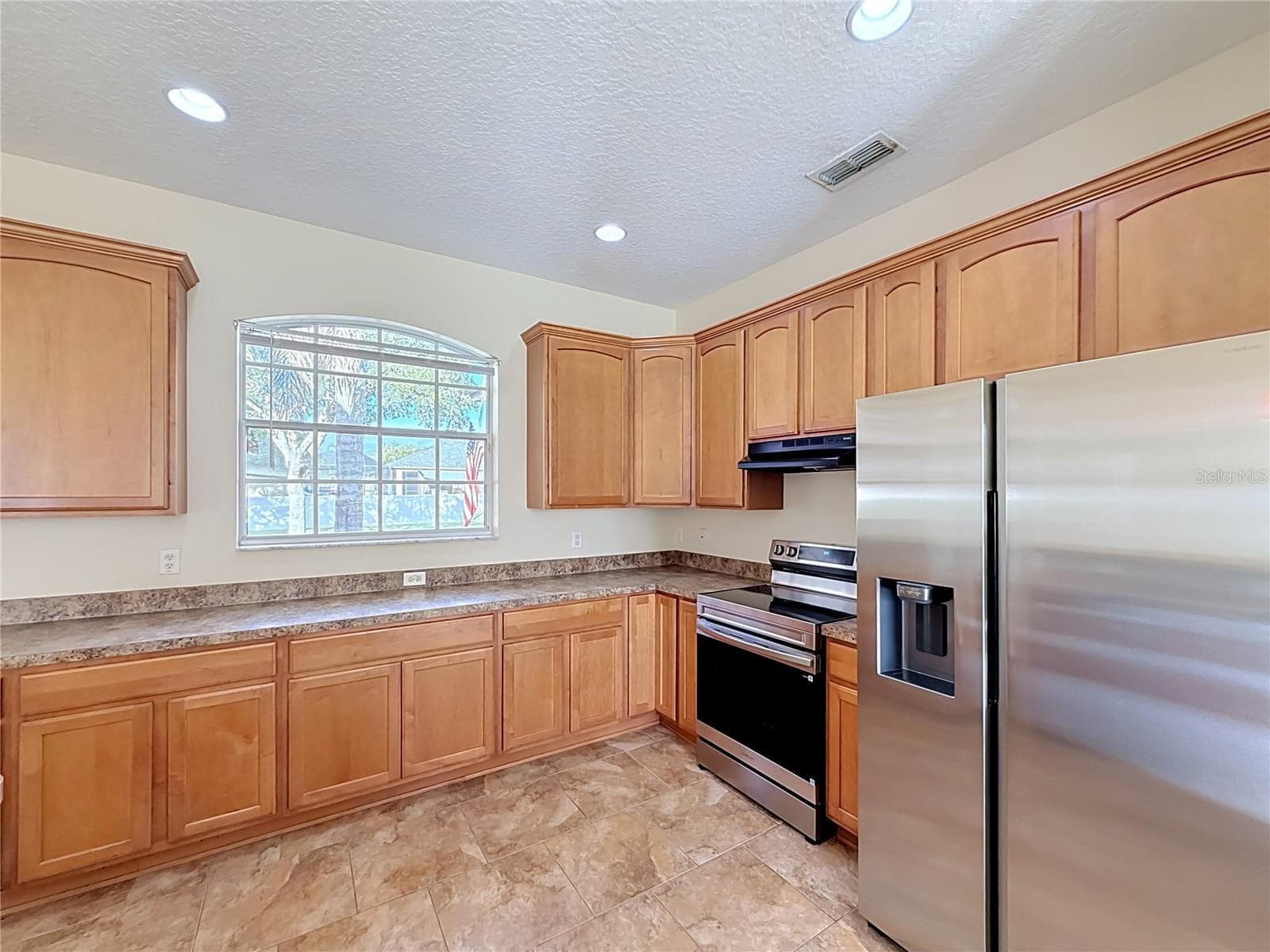 Single Family Residence at 36310 CAVALIER, GRAND ISLAND, photo 18 of 63