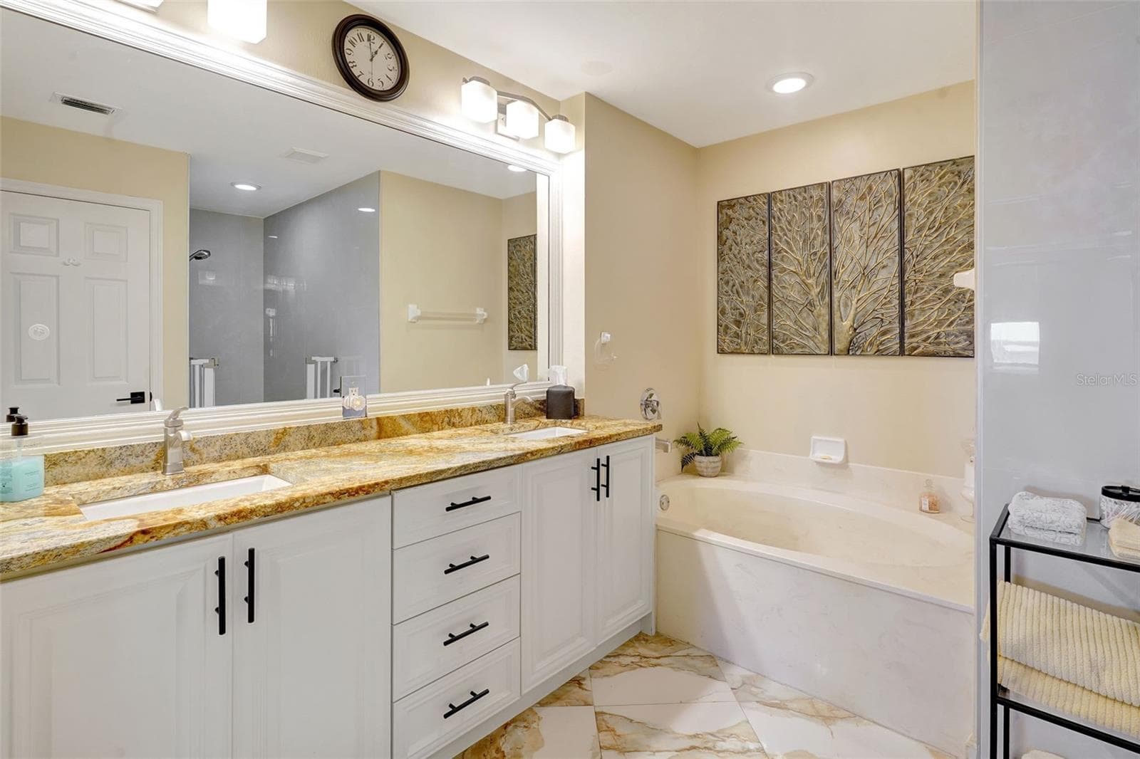 Condominium at 2060 MATECUMBE KEY RD #2501, PUNTA GORDA, photo 19 of 29