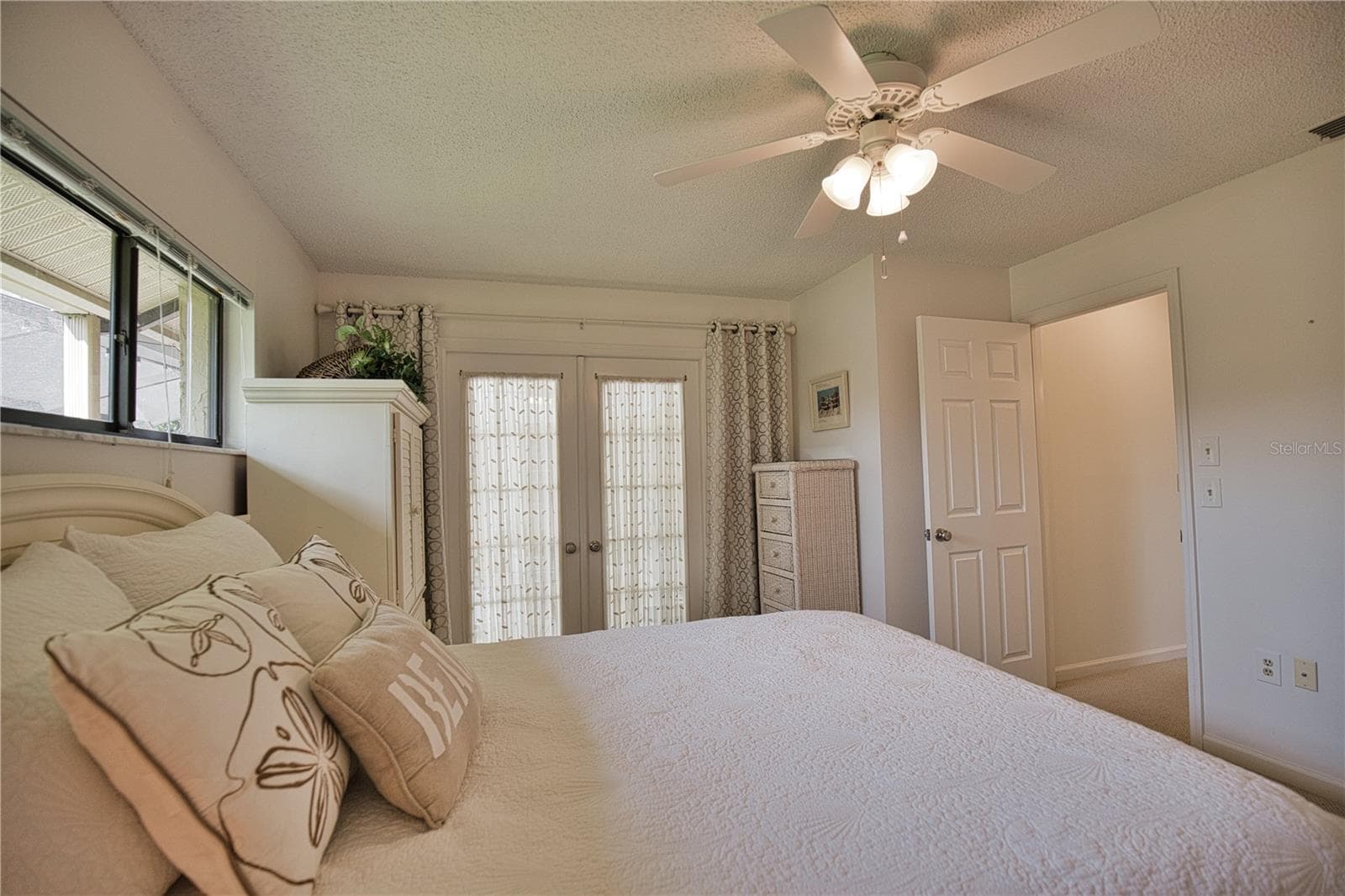 Single Family Residence at 32 INLETS BLVD #32, NOKOMIS, photo 18 of 42