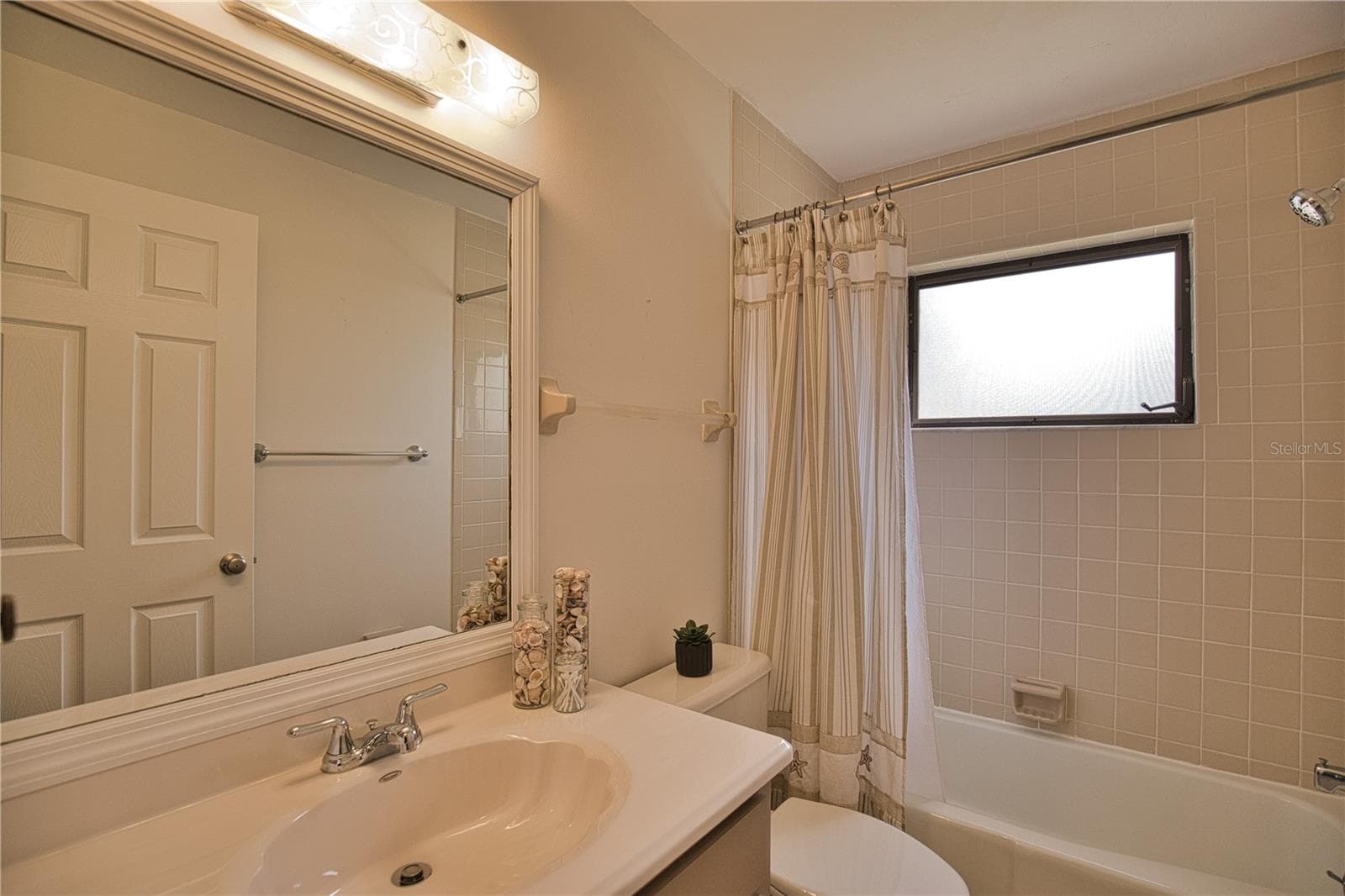 Single Family Residence at 32 INLETS BLVD #32, NOKOMIS, photo 23 of 42