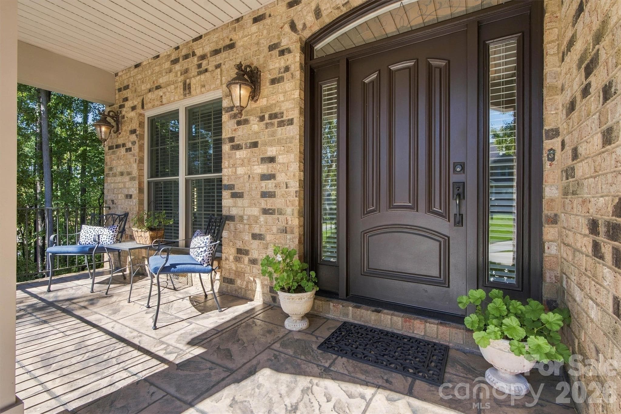 7365 Thornblade Court