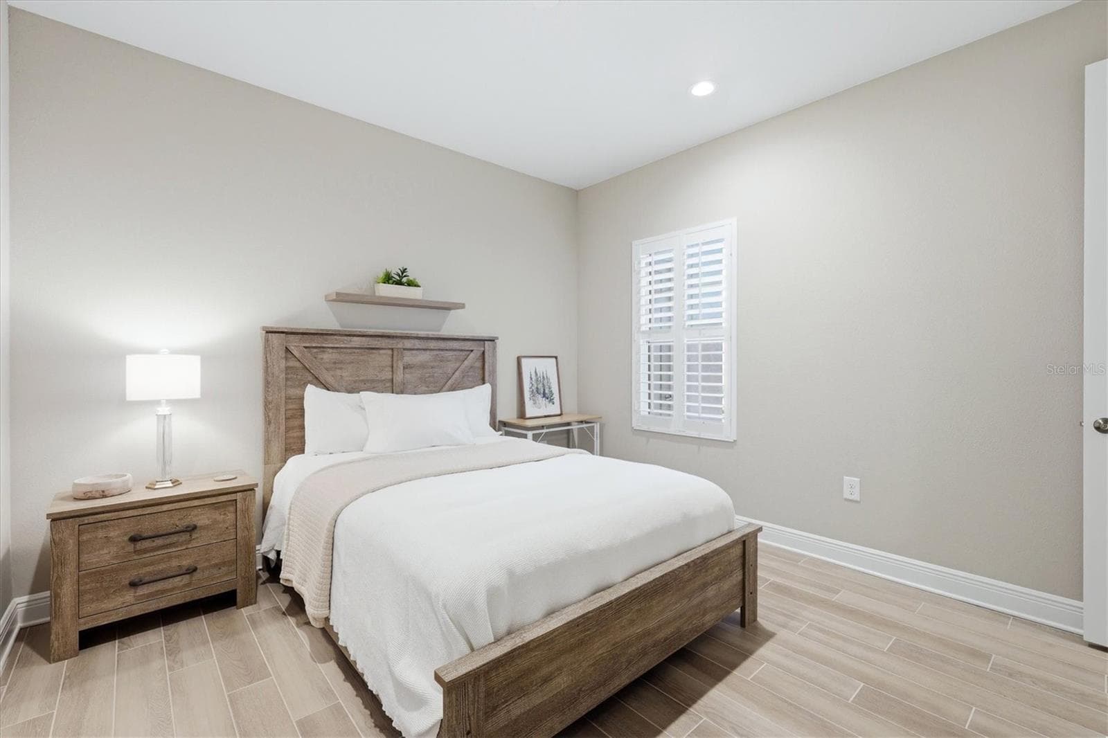 Guest Bedroom - 2321 BLUE MAHOE LN, SARASOTA