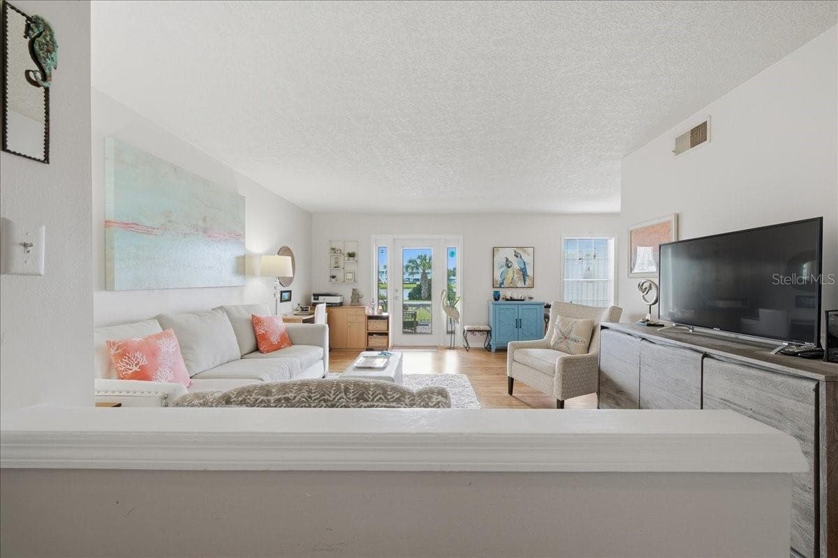 Condominium at 111 SEAHORSE DR SE #B, ST PETERSBURG, photo 11 of 63