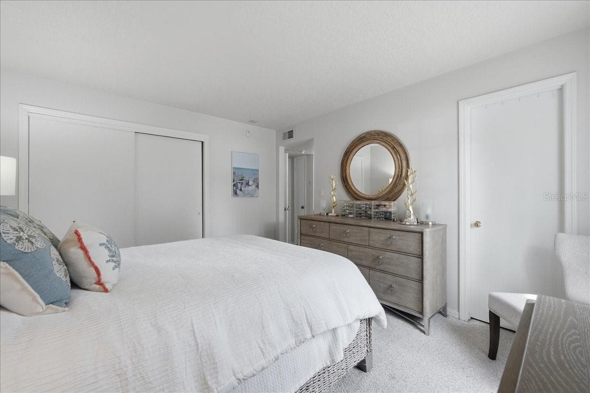 Condominium at 111 SEAHORSE DR SE #B, ST PETERSBURG, photo 33 of 63