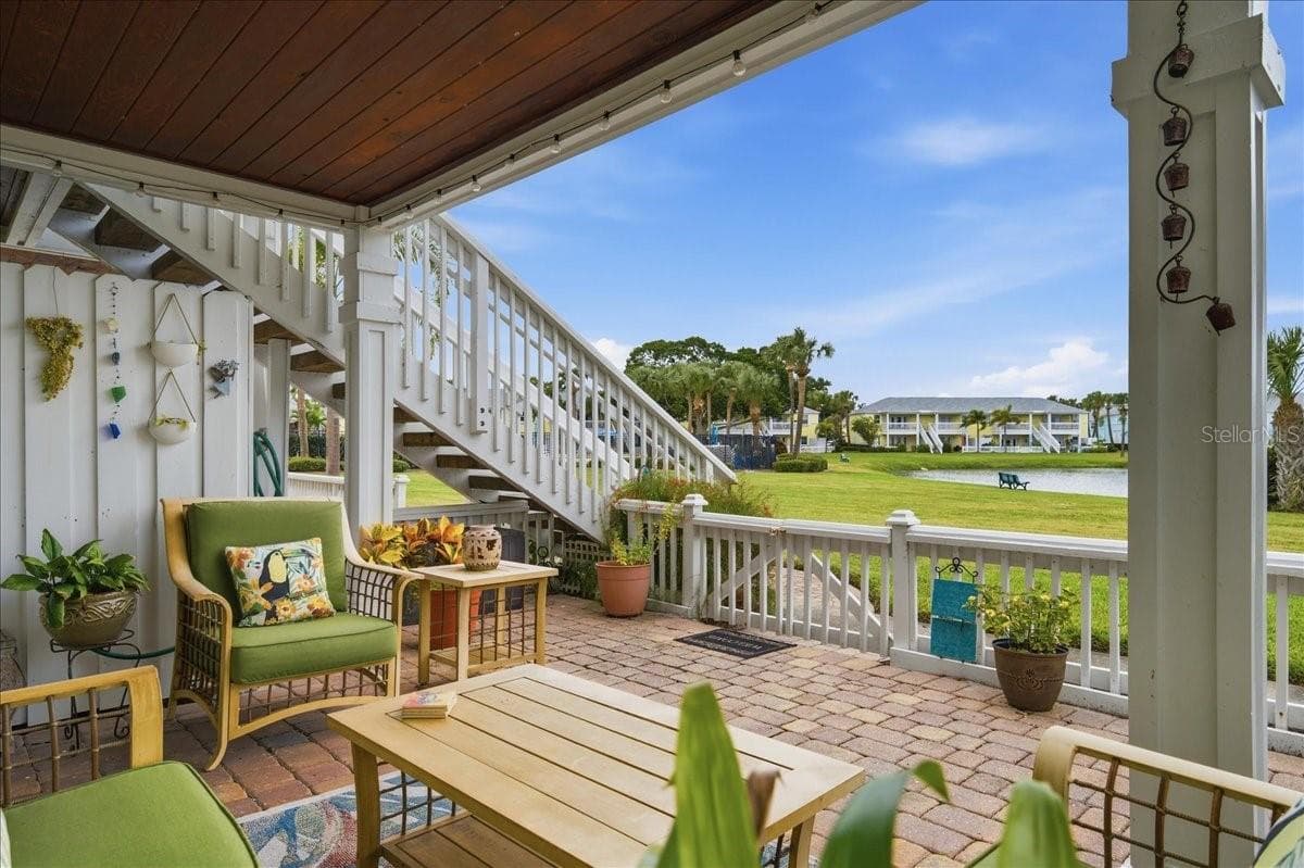 Condominium at 111 SEAHORSE DR SE #B, ST PETERSBURG, photo 36 of 63