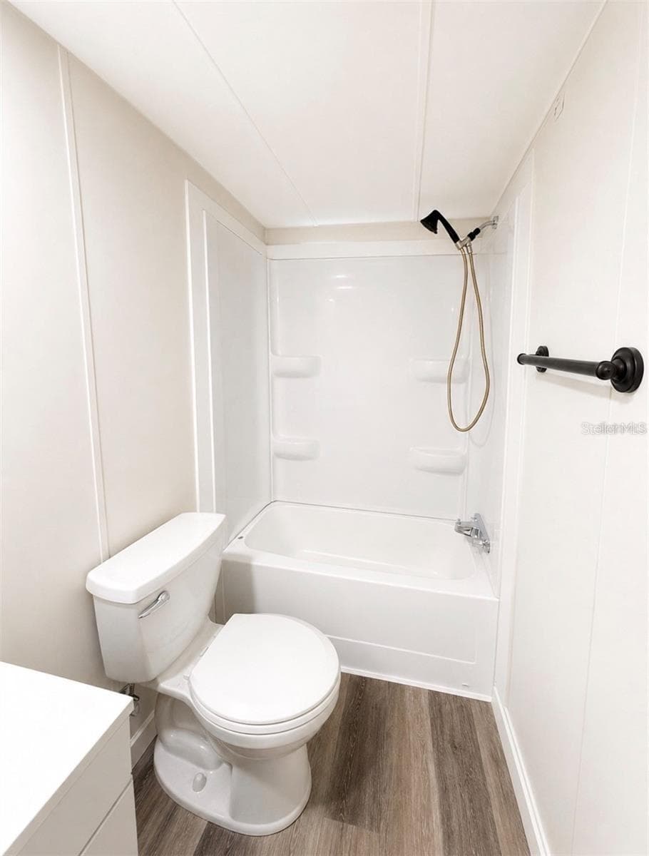 Manufactured Home at 6416 SHIFLETT AVE, LAKELAND, photo 11 of 18