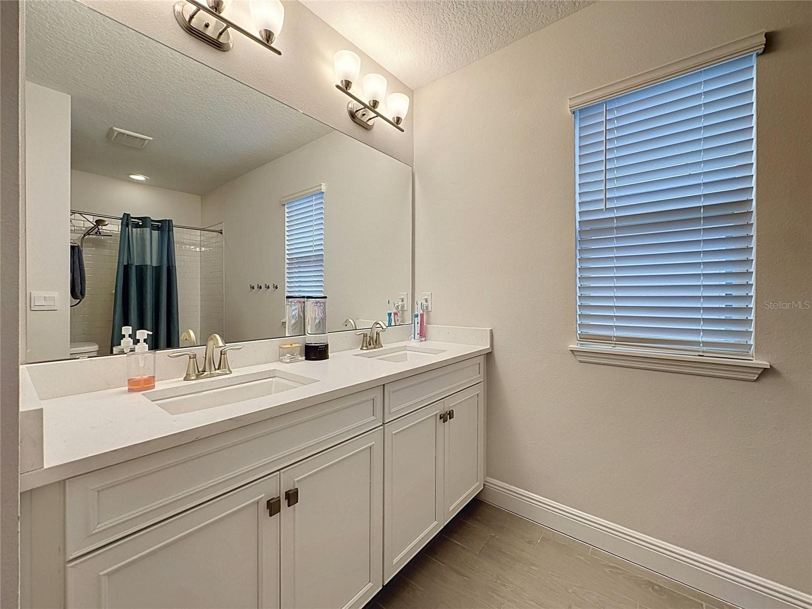 Single Family Residence at 11079 SOUND SHORE DR, WINTER GARDEN, photo 31 of 42