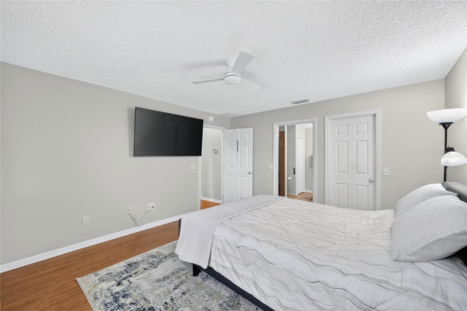 Single Family Residence at 954 BARRYMOORE LOOP, THE VILLAGES, photo 14 of 27