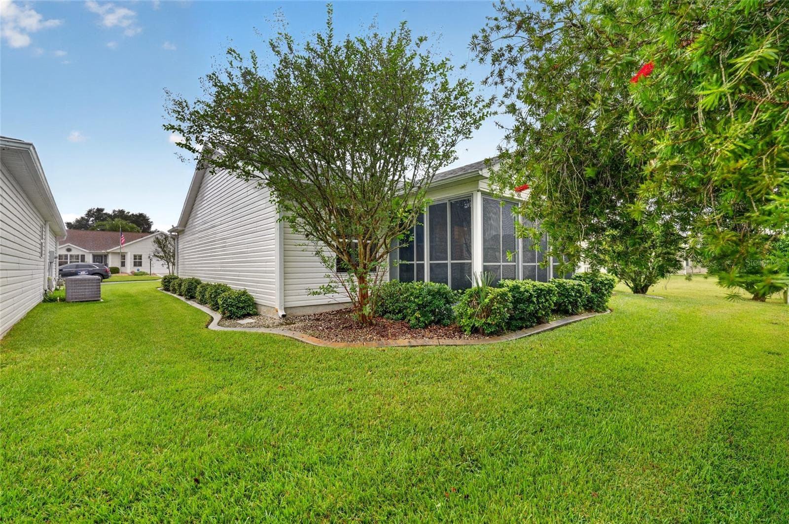 Single Family Residence at 954 BARRYMOORE LOOP, THE VILLAGES, photo 26 of 27