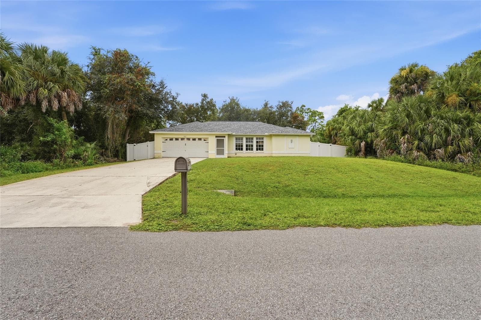 Single Family Residence at 2661 MUGLONE LN, NORTH PORT, photo 13 of 41
