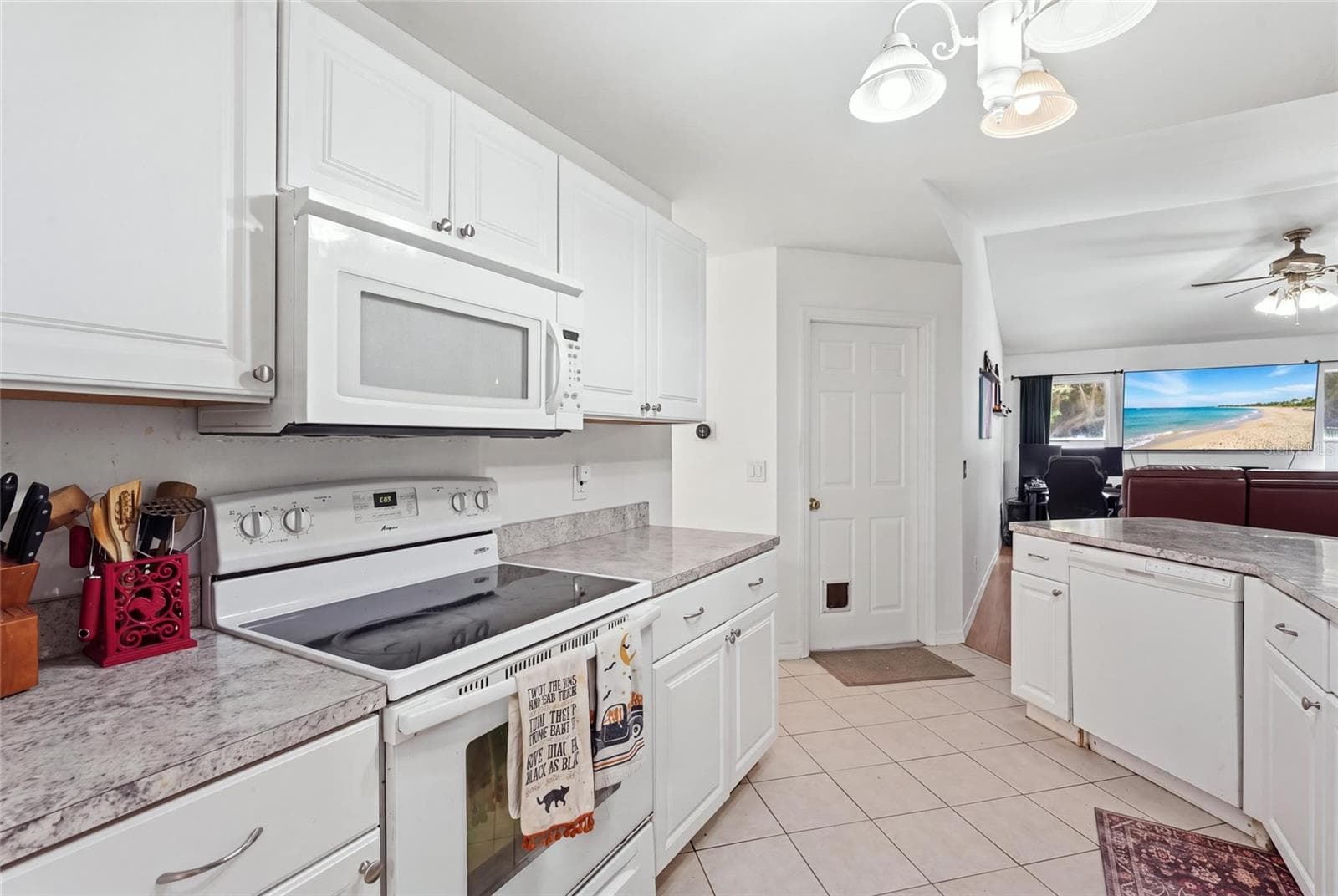 Single Family Residence at 2661 MUGLONE LN, NORTH PORT, photo 19 of 41