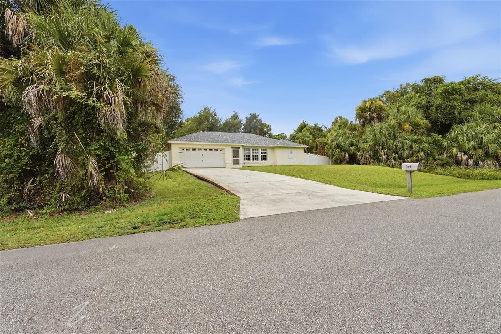 Single Family Residence at 2661 MUGLONE LN, NORTH PORT, photo 32 of 41