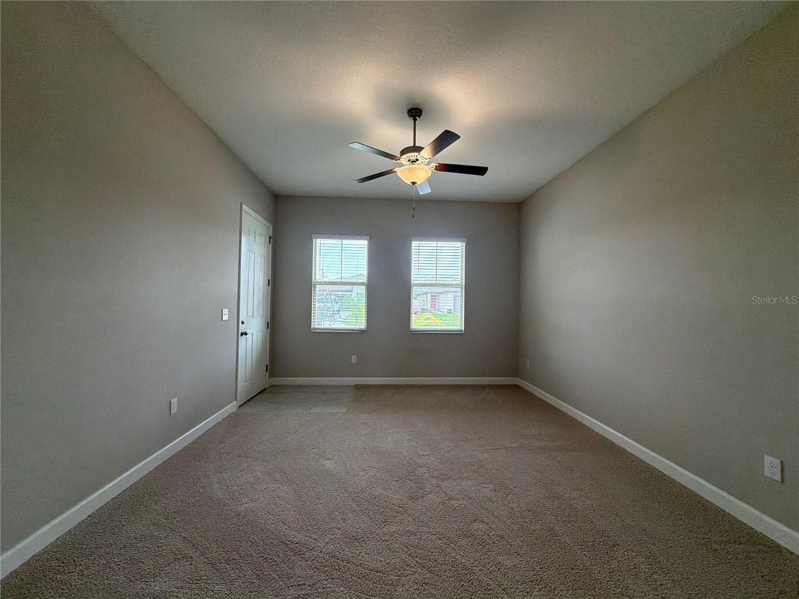 Single Family Residence at 9430 CHANNING HILL DR, RUSKIN, photo 10 of 23
