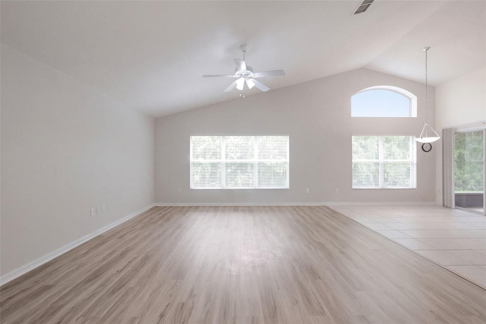 Single Family Residence at 3179 STONEHURST CIR, KISSIMMEE, photo 9 of 143