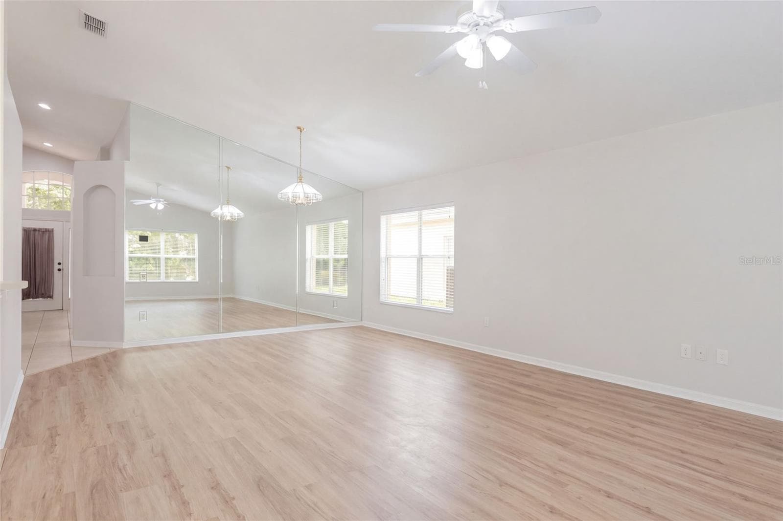 Single Family Residence at 3179 STONEHURST CIR, KISSIMMEE, photo 17 of 143