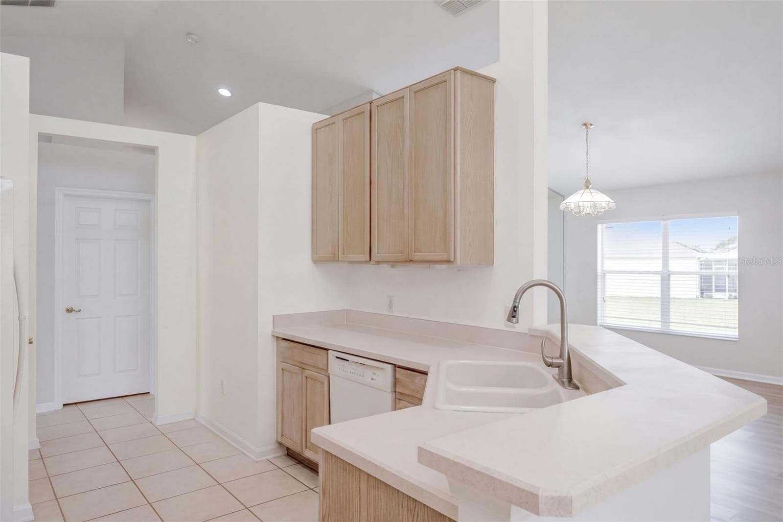 Single Family Residence at 3179 STONEHURST CIR, KISSIMMEE, photo 31 of 143