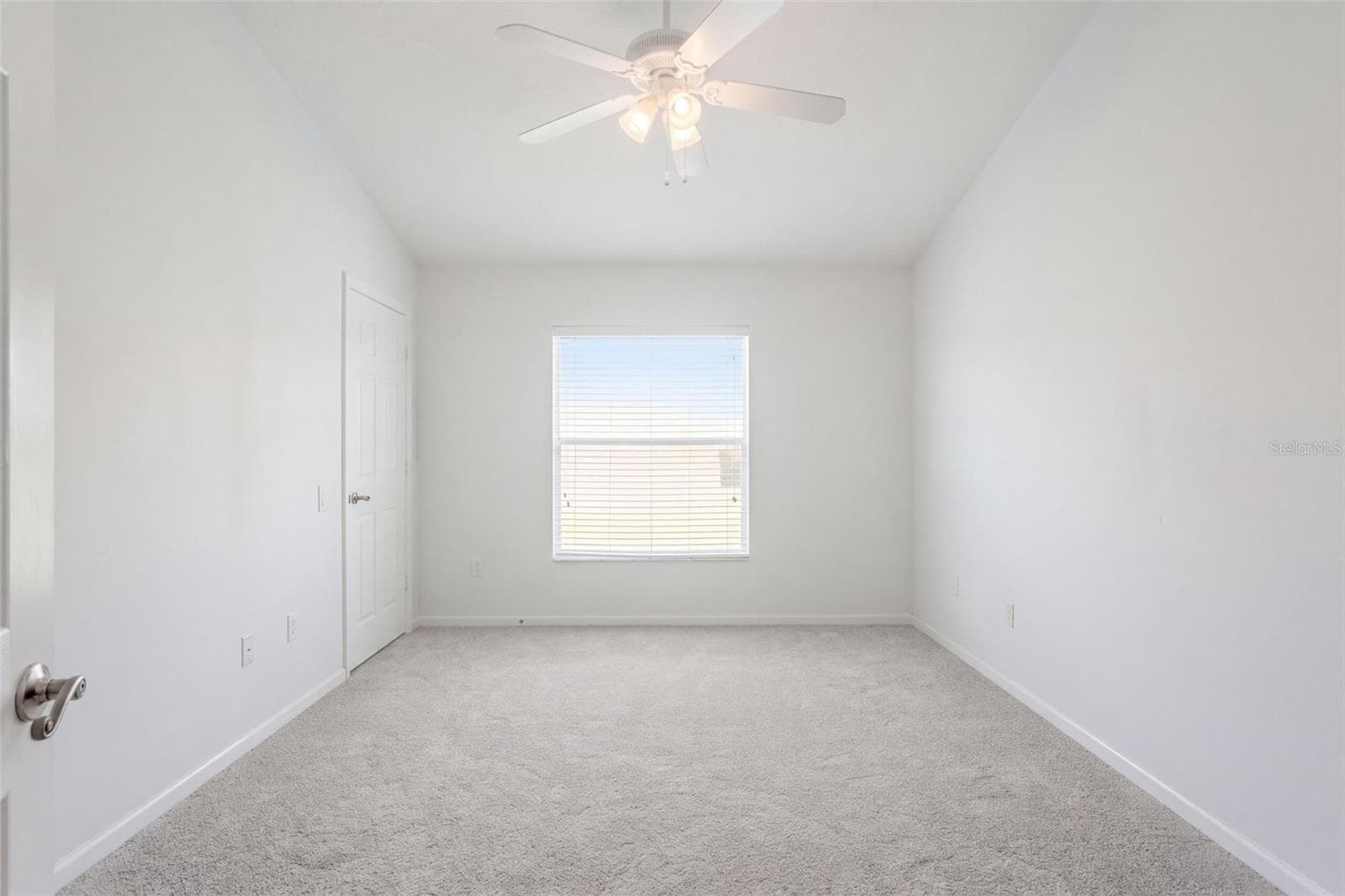 Single Family Residence at 3179 STONEHURST CIR, KISSIMMEE, photo 79 of 143
