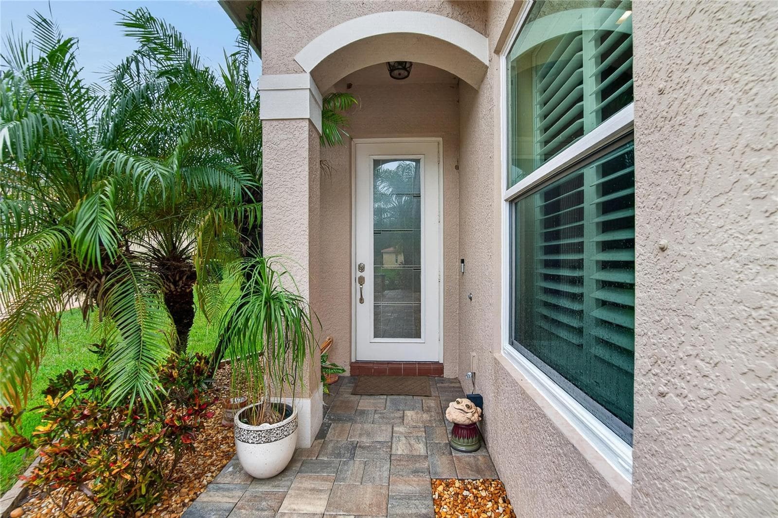 Exterior Front Entry - 15906 COBBLE MILL DR, WIMAUMA