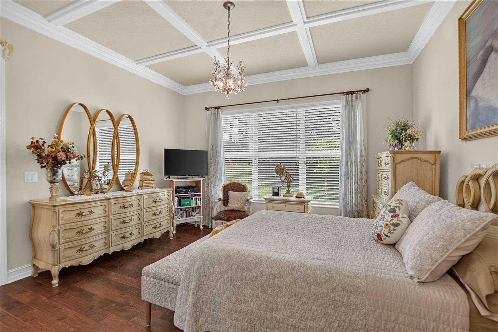 Primary Bedroom we/Enhanced Ceiling Feature - 15906 COBBLE MILL DR, WIMAUMA