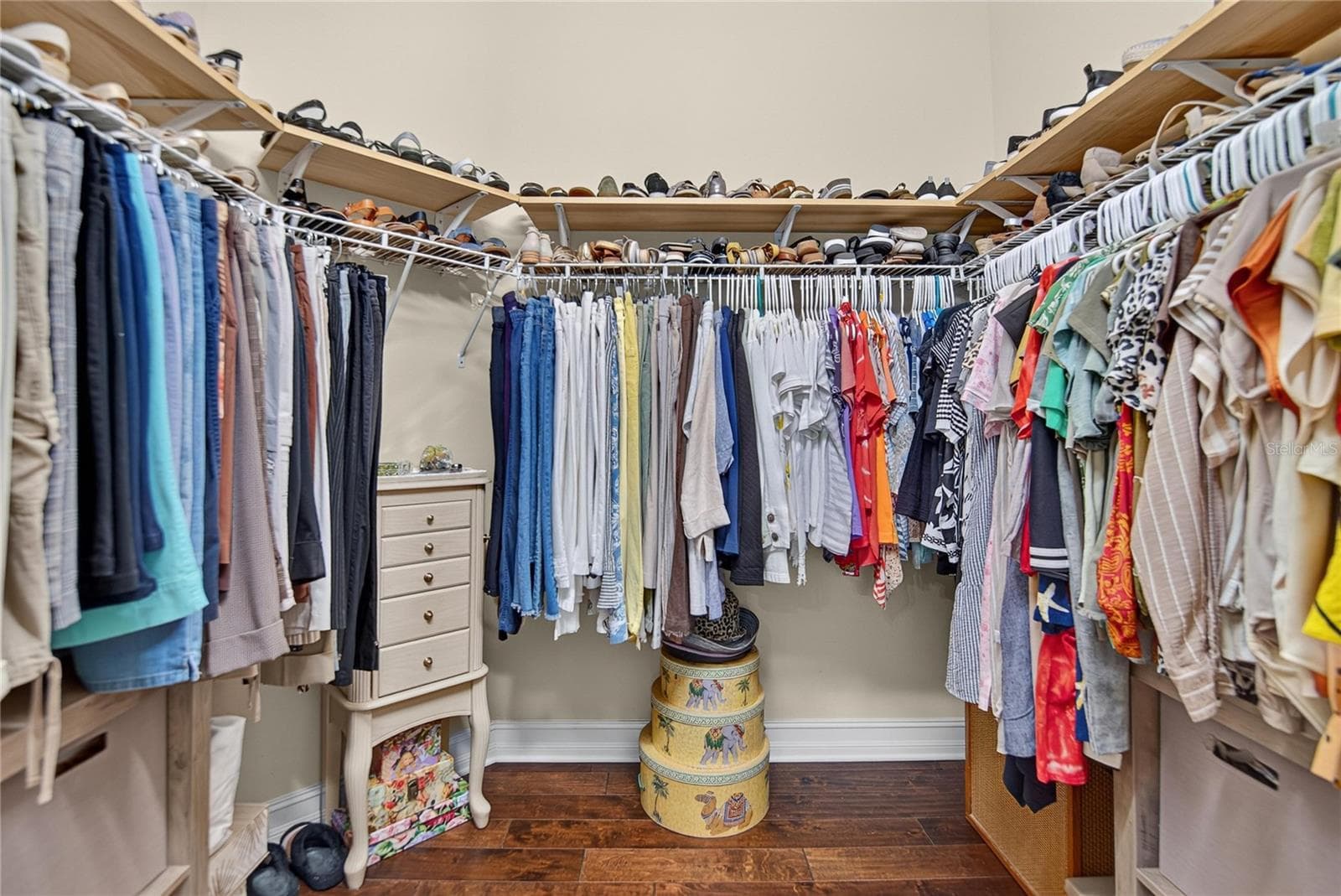 Primary Walk-In Closet - 15906 COBBLE MILL DR, WIMAUMA