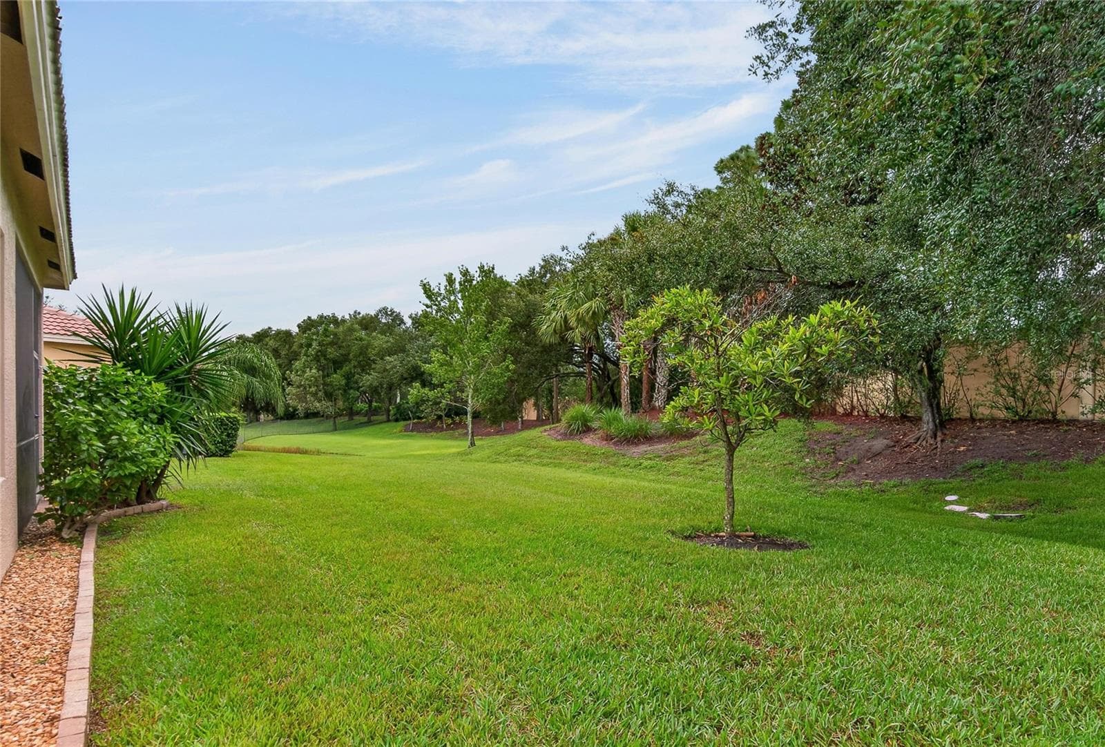 Single Family Residence at 15906 COBBLE MILL DR, WIMAUMA, photo 44 of 79