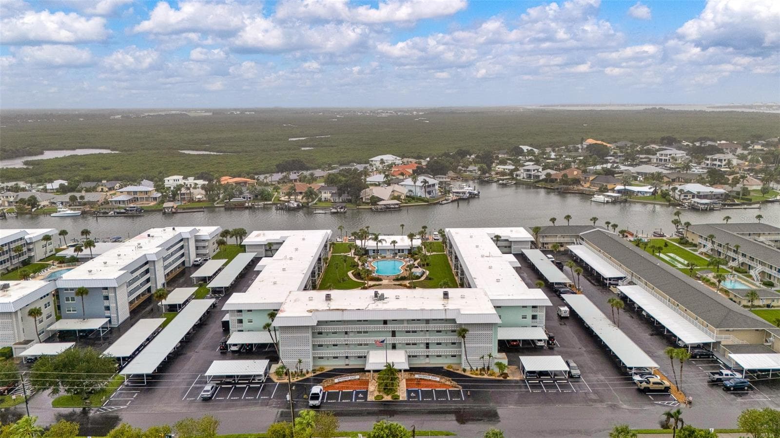 Condominium at 325 N CAUSEWAY #C302, NEW SMYRNA BEACH, photo 26 of 29