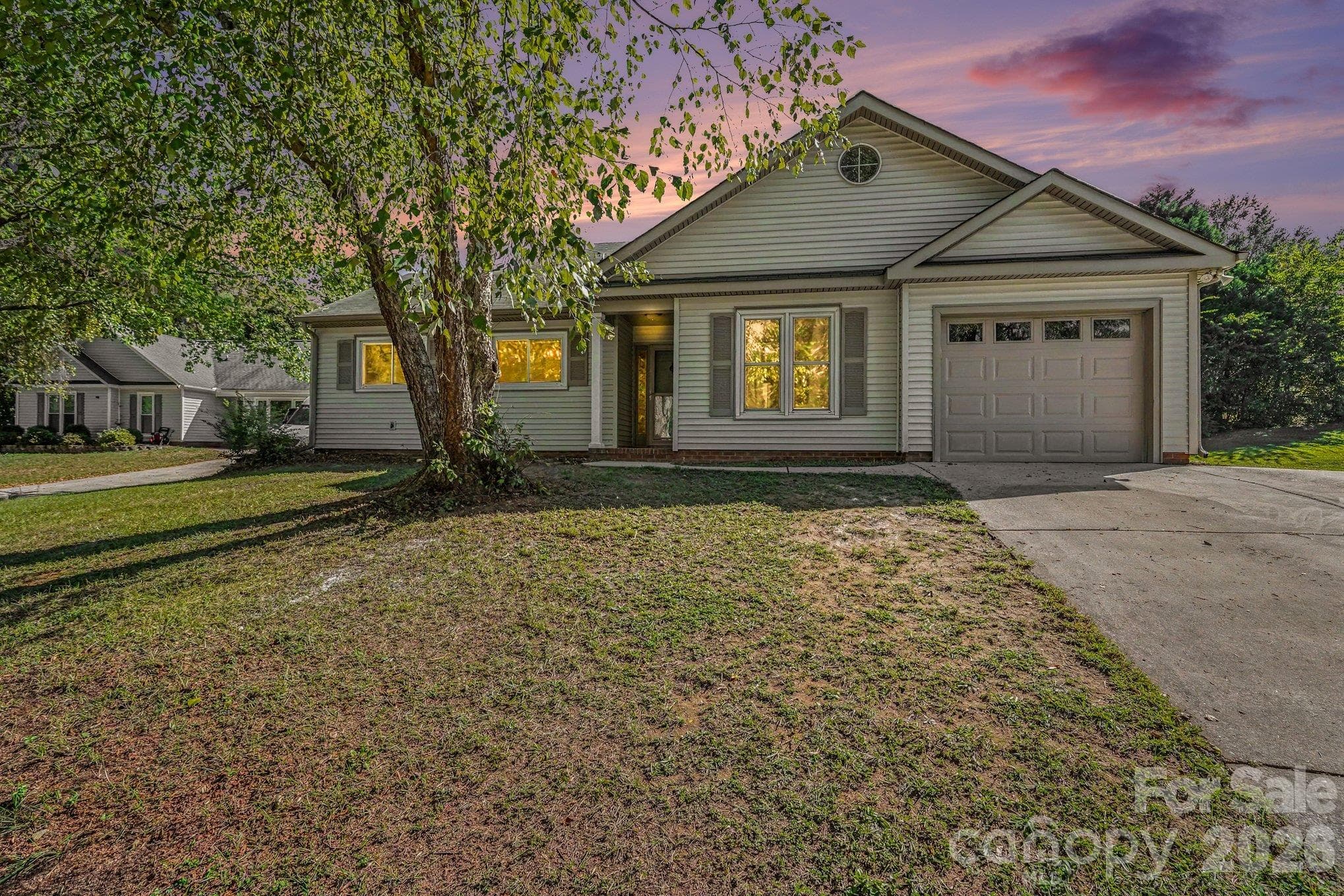 1279 Willowbreeze Court SW