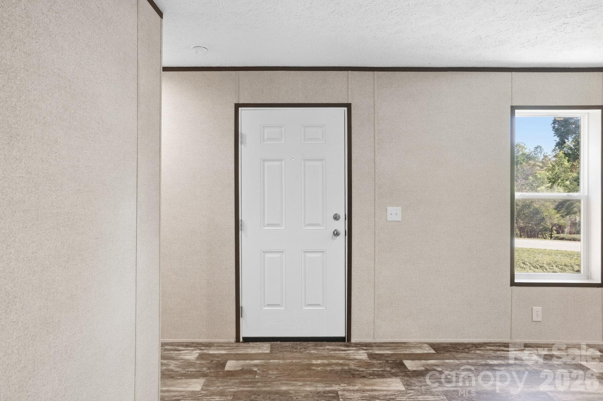 Main entry access. - 85 Trent Road, Brevard